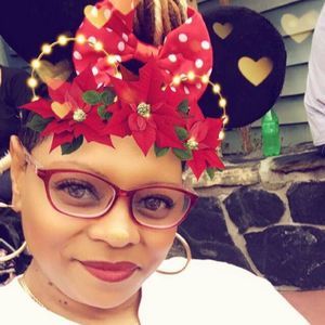 Meet your Posher, Glynis